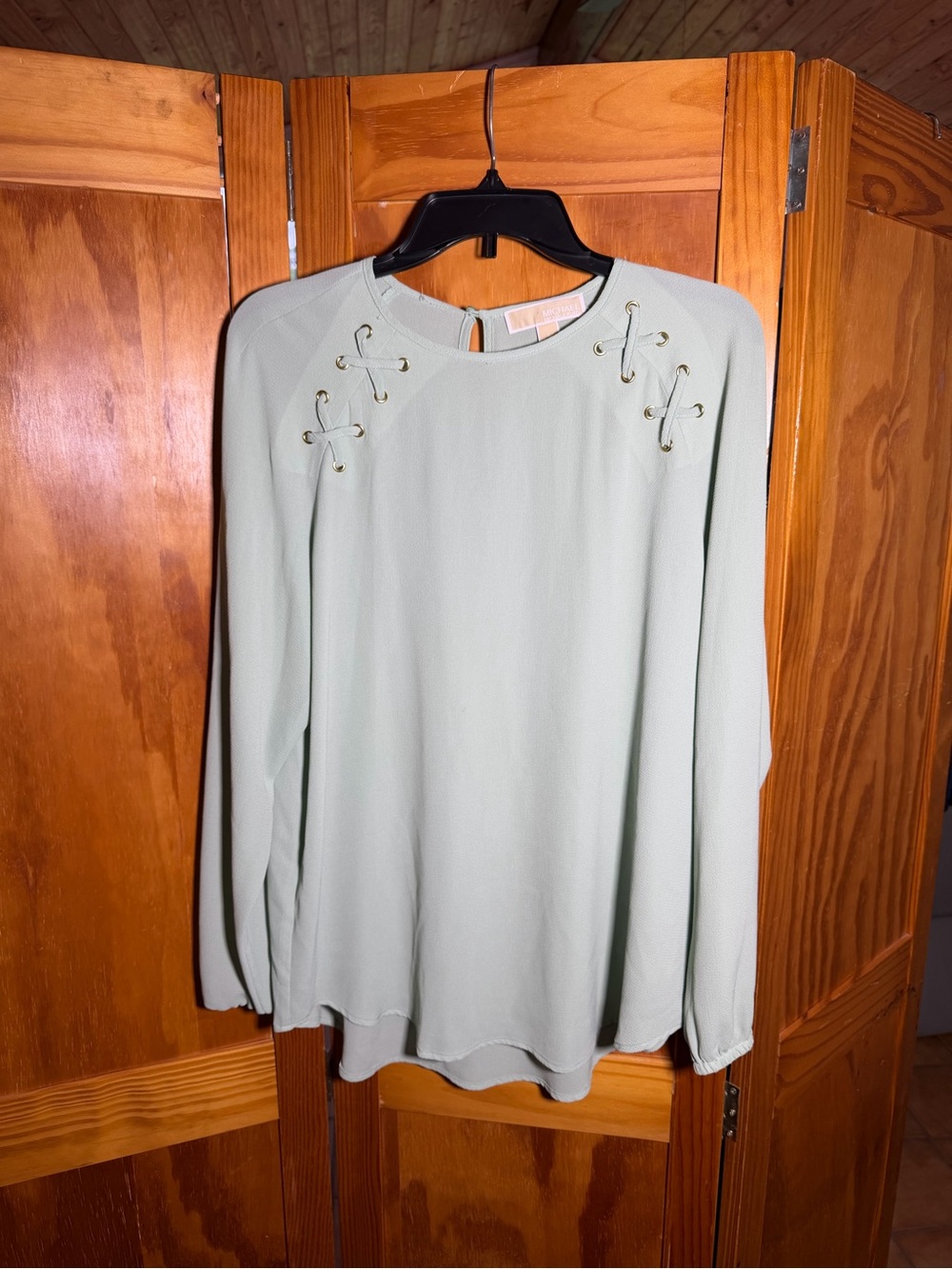 MICHAEL Michael Kors Mint Green Lace-Up Shoulder Long Sleeve Top| Sz L